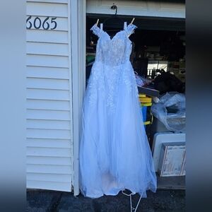 #258 wedding dress size 16